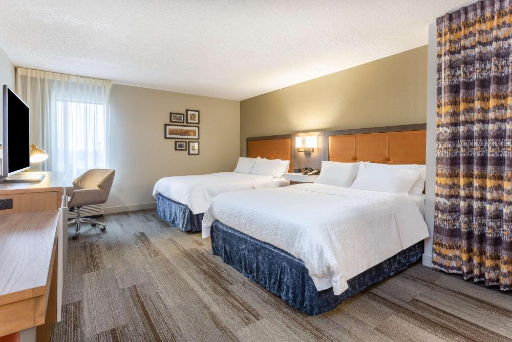 Room with Two Queen Beds - Non-Smoking interior